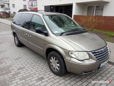 używany Chrysler Grand Voyager limited 2,8 crd 2005 polski salon