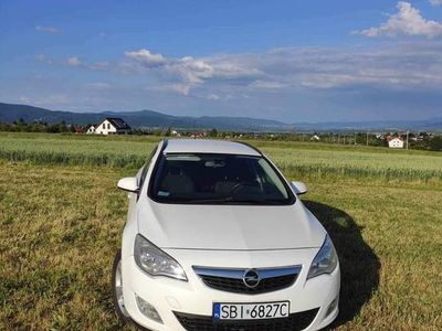 używany Opel Astra 2011 1.7 CDTI kombi