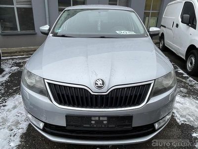 Używany Skoda Rapid 105 KM (77 kW) 2013 Srebrny metalik Hatchback