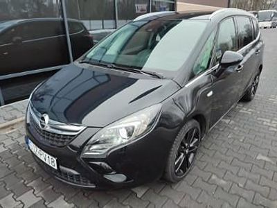 Używany Opel Zafira 165 KM (121 kW) 2013 Czarny Minivan
