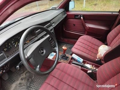 Używany 1990 Mercedes 190 Sedan/Limuzyna | 9000 zł