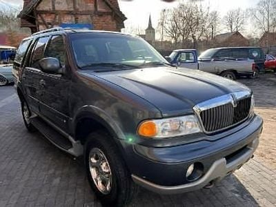 Używany Lincoln Navigator 304 KM (223 kW) 2001 Niebieski SUV