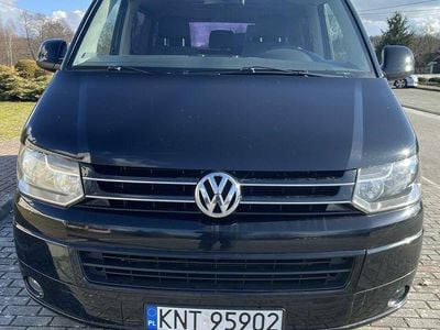 Używany VW Caravelle 180 KM (132 kW) 2010 Czarny Minivan