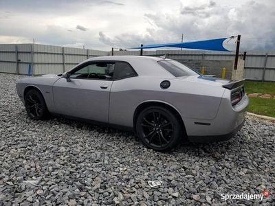 Srebrny Używany 2018 Dodge Challenger Coupe | 45 800 zł