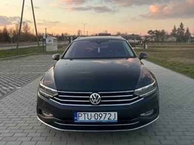 Grafitowy Używany 2019 VW Passat Kombi | 79 900 zł (Dość drogi)