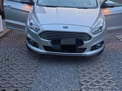 Używany Ford S-MAX S 2016 Minivan