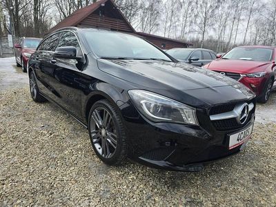 Czarny Używany 2015 Mercedes CLA180 Sedan/Limuzyna | 57 900 zł