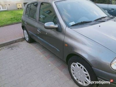 Renault Clio II