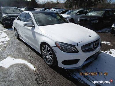 Biały Używany 2016 Mercedes C400 AMG line Sedan/Limuzyna | 57 800 zł