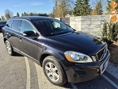 Czarny Używany 2010 Volvo XC60 SUV | 43 900 zł