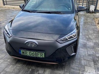 Czarny Używany 2019 Hyundai Ioniq Hatchback | 69 900 zł