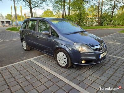 używany Opel Zafira 