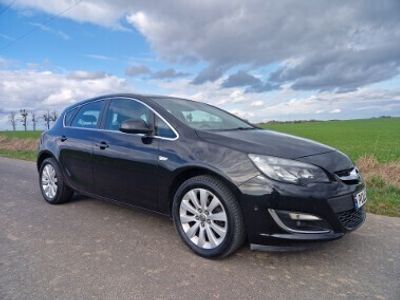 używany Opel Astra Mały Przebieg # Navi # Polecam ! ! !