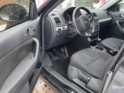 Używany Skoda Yeti 125 KM (91 kW) 2016 Czarny SUV