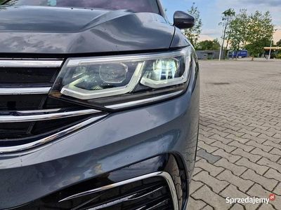 Brązowy Używany 2021 VW Tiguan R-line SUV | 141 500 zł