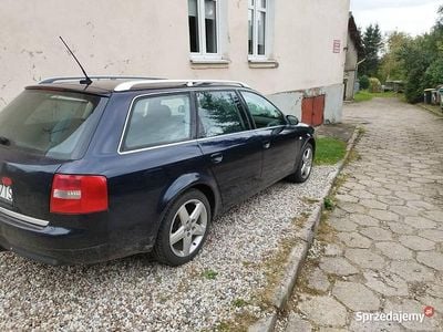 Grafitowy Używany 2004 Audi A6 Kombi | 9999 zł