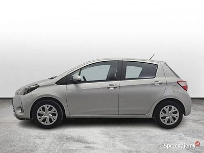 Srebrny Używany 2020 Toyota Yaris Hatchback | 49 900 zł (Uczciwa cena)