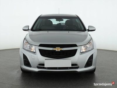 Używany Chevrolet Cruze 124 KM (91 kW) 2012 Srebrny Hatchback