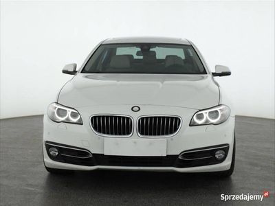Biały Używany 2016 BMW 525 Sedan/Limuzyna | 66 999 zł (Uczciwa cena)