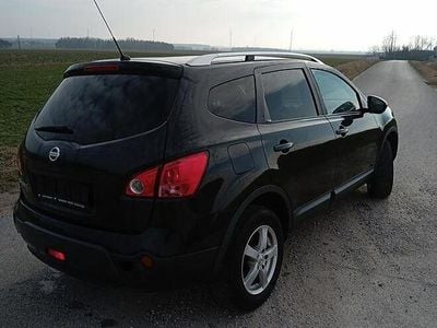 Czarny Używany 2010 Nissan Qashqai SUV | 27 800 zł (Uczciwa cena)