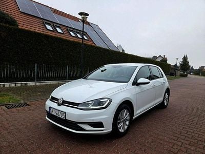 Biały Używany 2018 VW Golf VII Hatchback | 35 900 zł (Dobra cena)