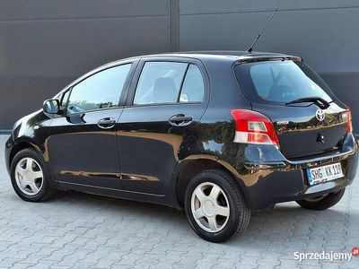 Czarny Używany 2010 Toyota Yaris Hatchback | 22 900 zł (Dość drogi)