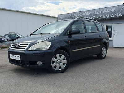 Toyota Avensis Verso