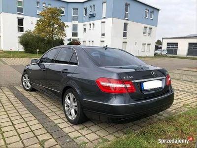 Używany Mercedes E250 Avantgarde 2009