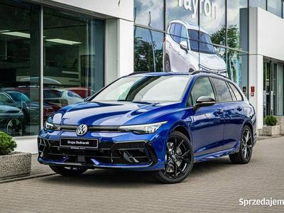 Nowe VW Golf VIII R 2026 Niebieski Kombi