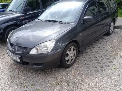 Grafitowy Używany 2004 Mitsubishi Lancer Kombi | 4200 zł