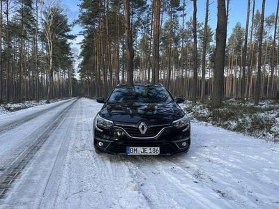Używany Renault Mégane GrandTour 2018 Czarny Kombi