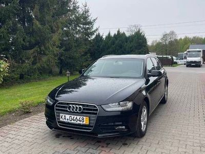 Używany Audi A4 170 KM (125 kW) 2012 Czarny Sedan/Limuzyna