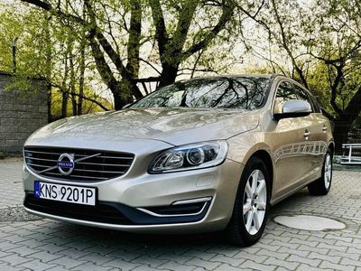 używany Volvo V60 D5 Drive-E Momentum