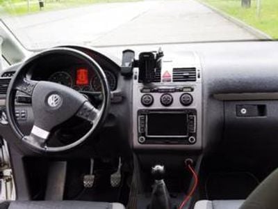 Używany 2010 VW Touran Minivan | 18 400 zł