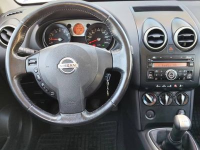 używany Nissan Qashqai 1.6 benzyna