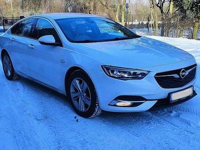 Biały Używany 2018 Opel Insignia Sedan/Limuzyna | 45 900 zł (Dobra cena)