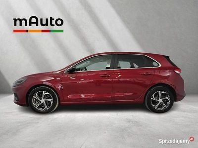 Czerwony (metalik) Używany 2022 Hyundai i30 Hatchback | 84 900 zł