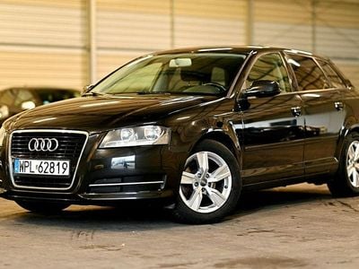Używany Audi A3 105 KM (77 kW) 2013 Czarny (metalik) Sedan/Limuzyna