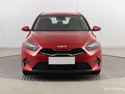 Czerwony Używany 2021 Kia Ceed Hatchback | 67 999 zł (Uczciwa cena)