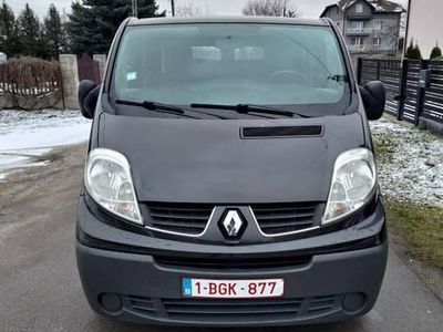 Czarny Używany 2011 Renault Trafic Minivan | 31 800 zł (Dobra cena)