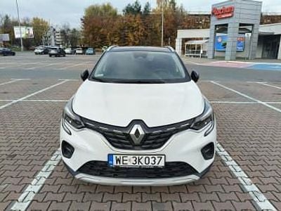 Używany Renault Captur Intens 67 KM (49 kW) 2021 Biały SUV