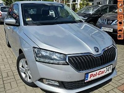 Używany Skoda Fabia 95 KM (69 kW) 2019 Srebrny (metalik) Kombi