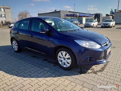 Używany Ford Focus 2012 Granatowy Hatchback