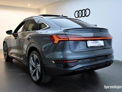 Grafitowy (metalik) Używany 2024 Audi Q8 Sportback e-tron Ambiente SUV | 319 980 zł