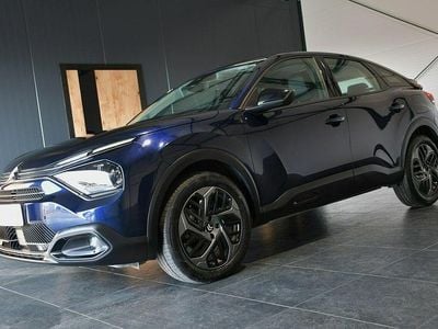 Używany Citroën C4 130 KM (95 kW) 2024 Niebieski ciemny (metalik, perła) Hatchback