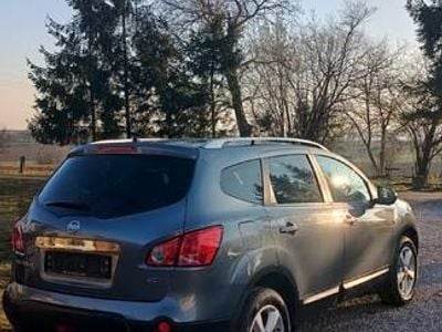 Nissan Qashqai +2