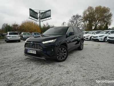 Niebieski ciemny (metalik) Używany 2022 Toyota RAV4 Hybrid Executive SUV | 157 900 zł (Dość drogi)