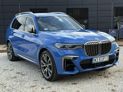 Używany BMW X7 Executive 530 KM (389 kW) 2022 Niebieski (metalik) SUV
