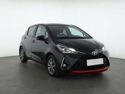 Czarny Używany 2017 Toyota Yaris Hatchback | 45 999 zł (Dość drogi)