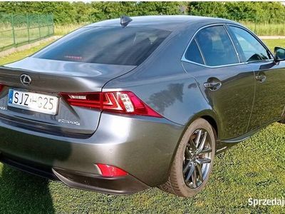 Szary Używany 2016 Lexus IS300h Sport Line Sedan/Limuzyna | 84 900 zł